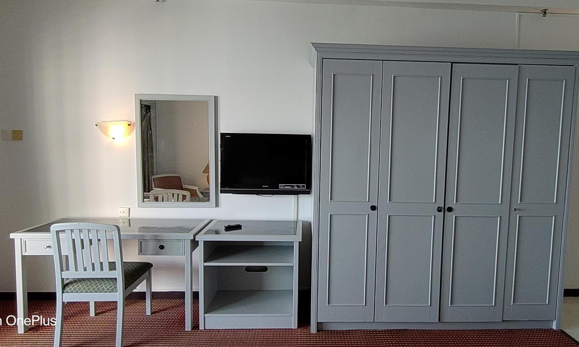 Rainbow Paradise At Tanjung Bungah Tanjung Bungah  Room photo